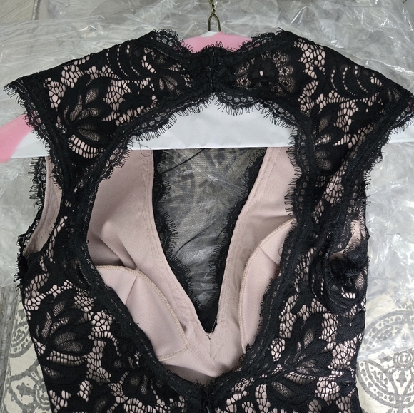 Betsy & Adam Lace Evening Dress - Picture 11 of 14